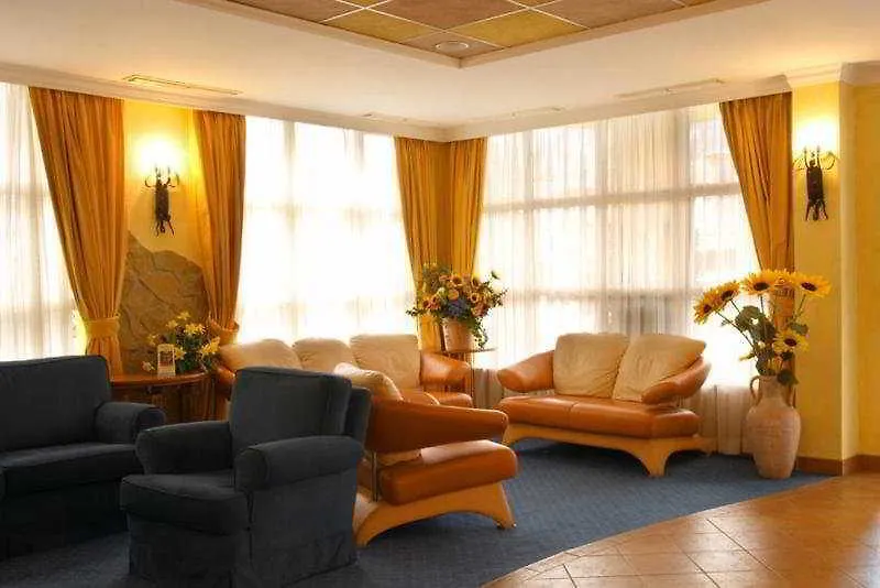 Hotel Mediterran Budapešť 4*,
